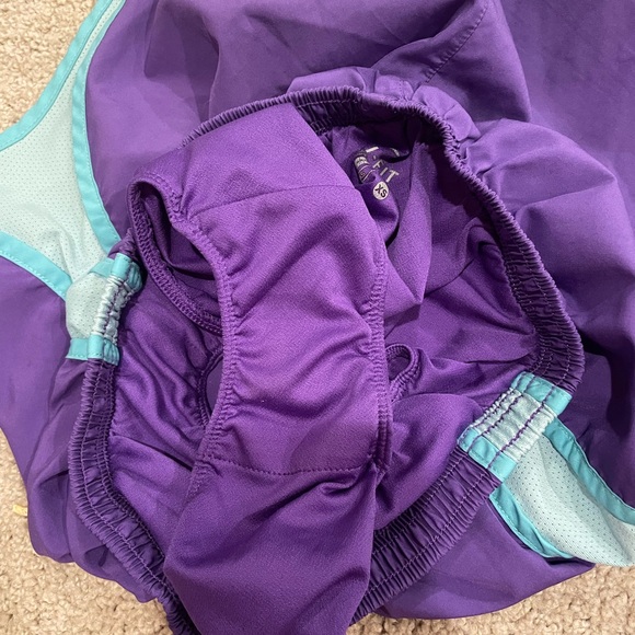 bundle of Nike shorts !! Comes with both pairs pictured! - Picture 5 of 5